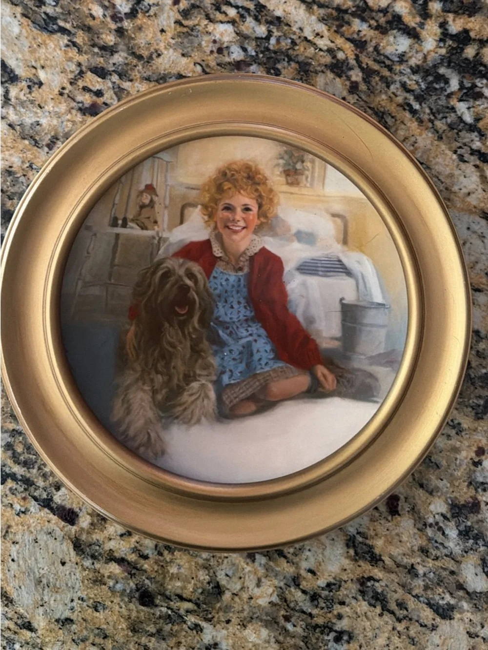 Knowles White Collectible Wall Plate with Wood Frame